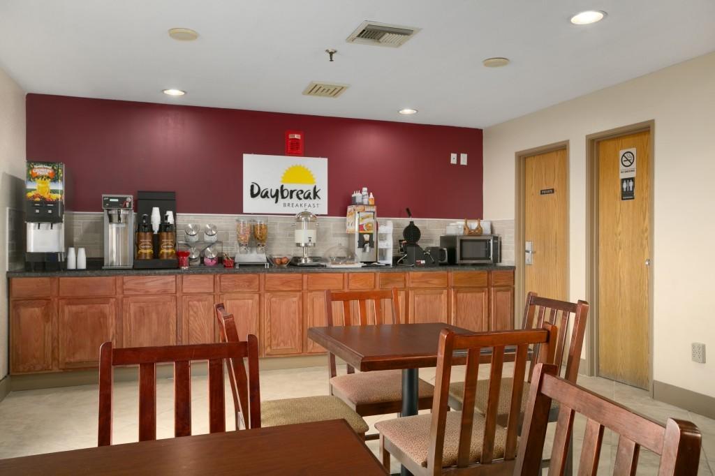 Days Inn By Wyndham Anderson In Restaurante foto